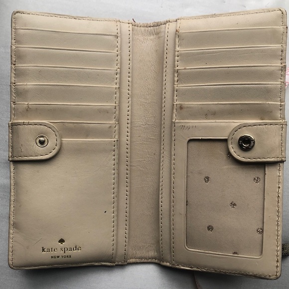 Wallet - Picture 3 of 5